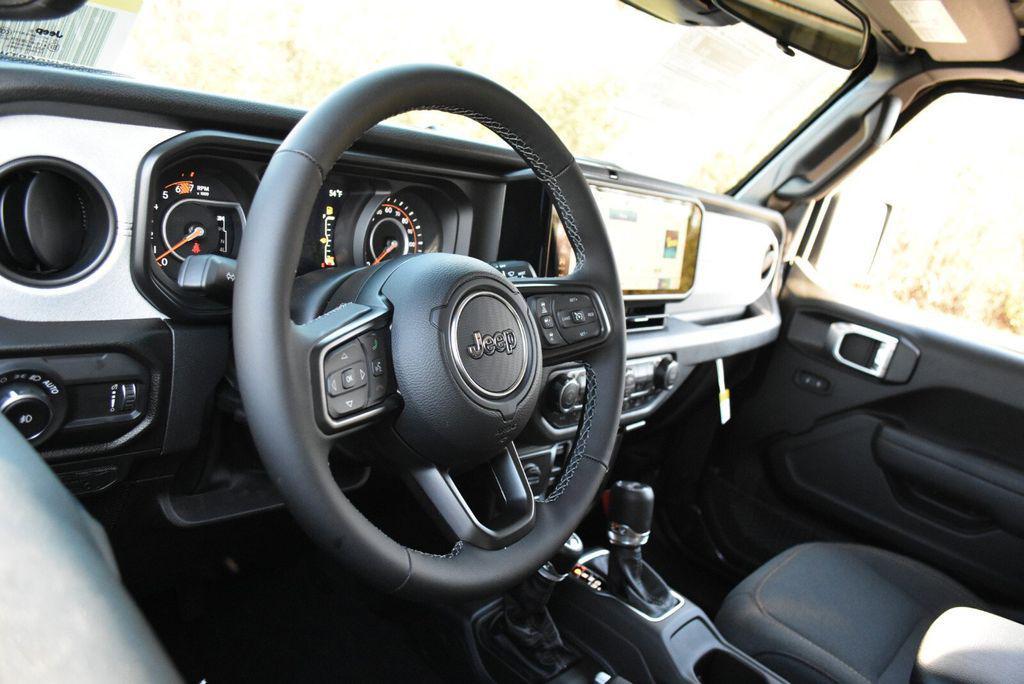 new 2026 Jeep Wrangler car, priced at $51,572