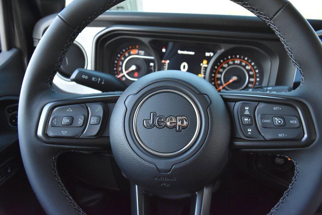 new 2026 Jeep Wrangler car, priced at $51,572