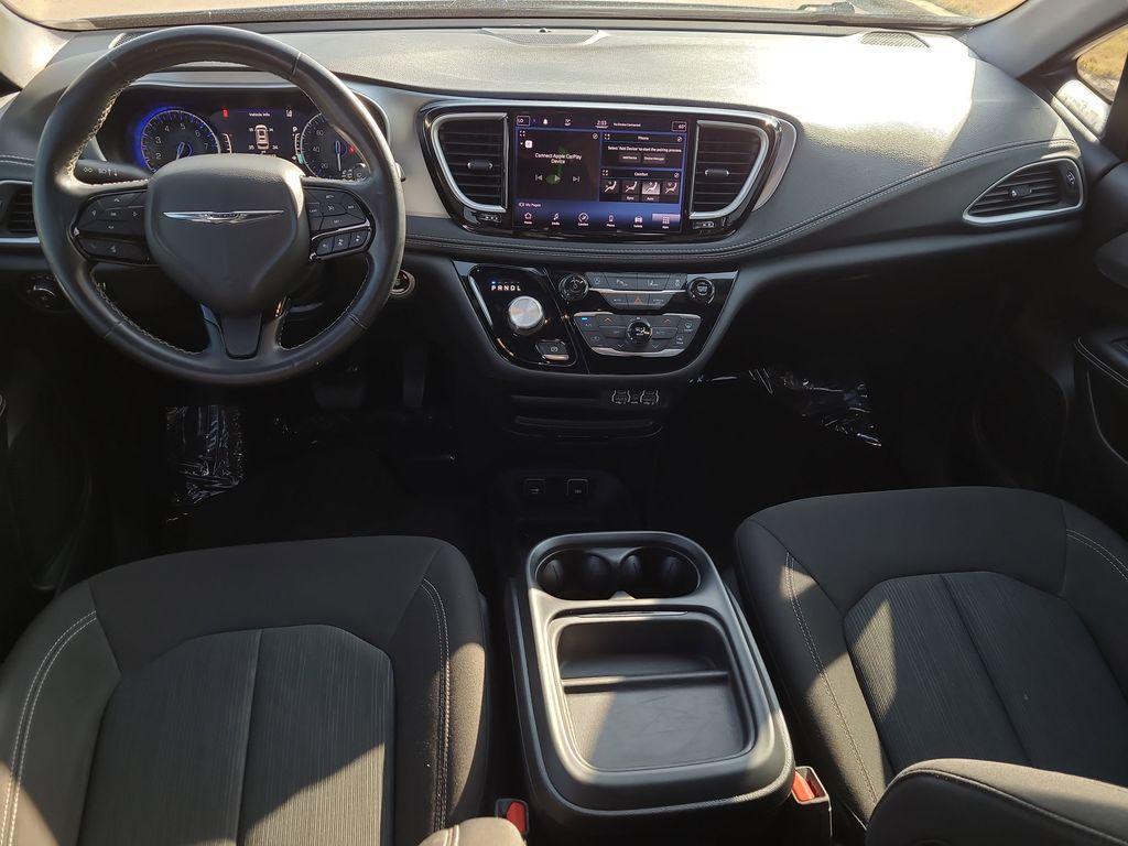 used 2021 Chrysler Pacifica car, priced at $18,458