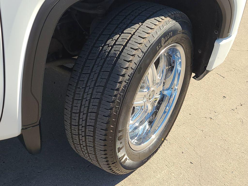 used 2021 GMC Sierra 1500 car, priced at $33,970