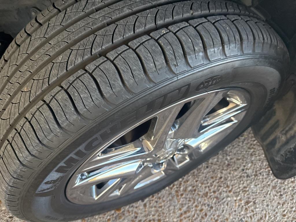 used 2014 Lexus LX 570 car, priced at $32,459