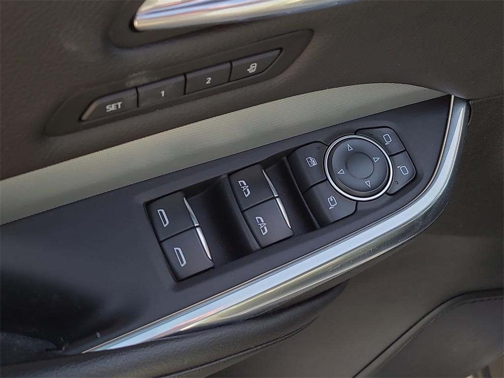 used 2021 Cadillac XT4 car, priced at $20,681