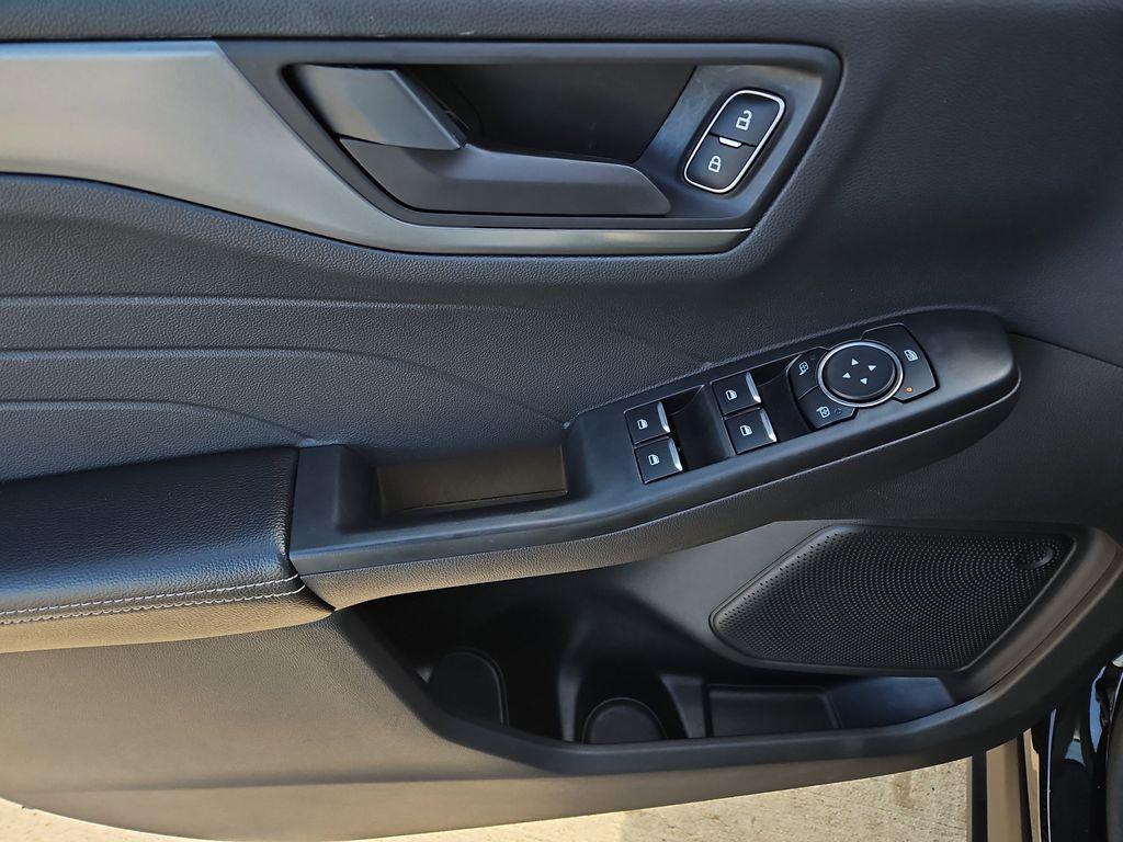 used 2025 Ford Escape car, priced at $21,272