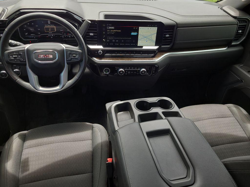 used 2022 GMC Sierra 1500 car, priced at $32,619