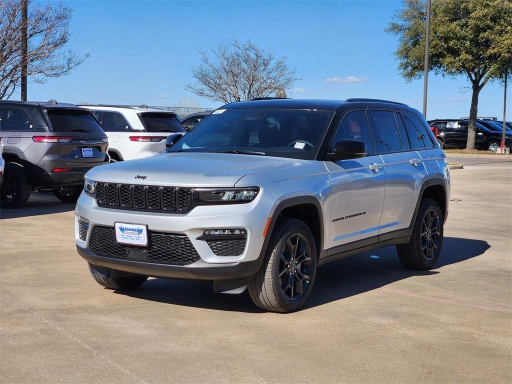 new 2025 Jeep Grand Cherokee car, priced at $43,995