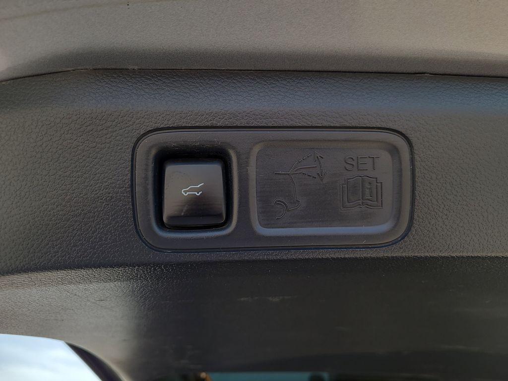 used 2024 Ford Expedition Max car, priced at $45,073