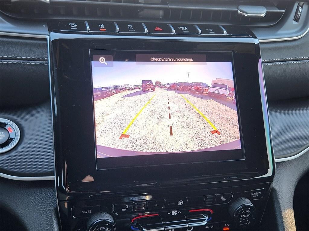 new 2025 Jeep Grand Cherokee car, priced at $44,730