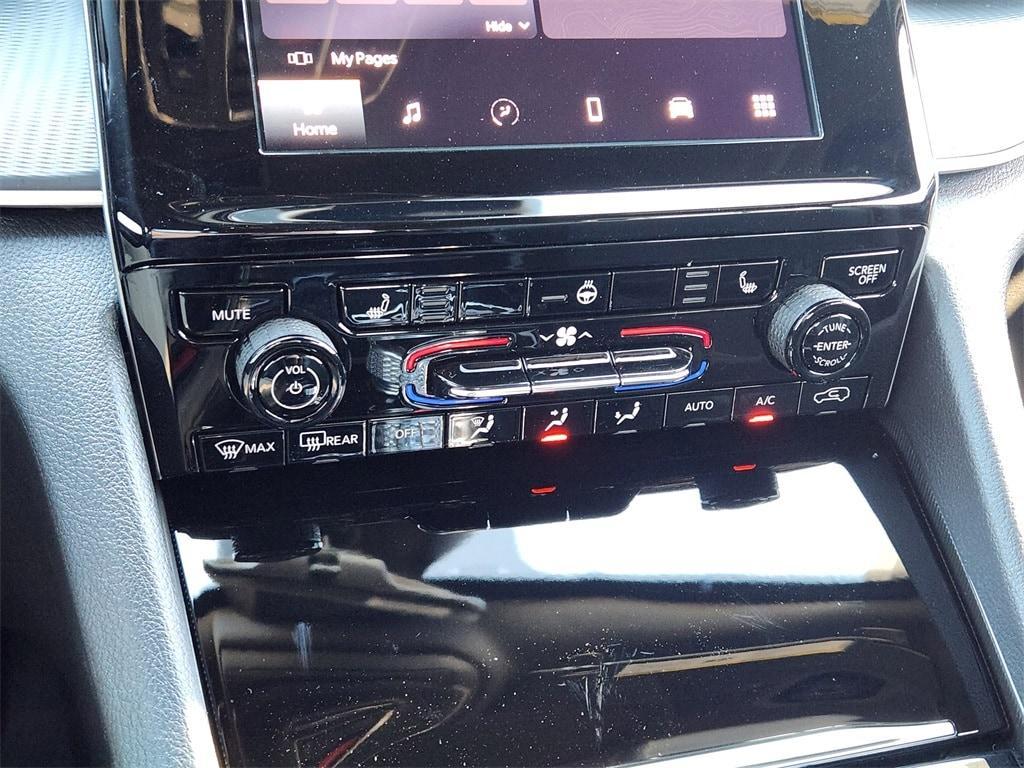 new 2025 Jeep Grand Cherokee car, priced at $44,730