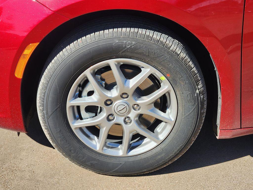 new 2026 Chrysler Pacifica car, priced at $36,595