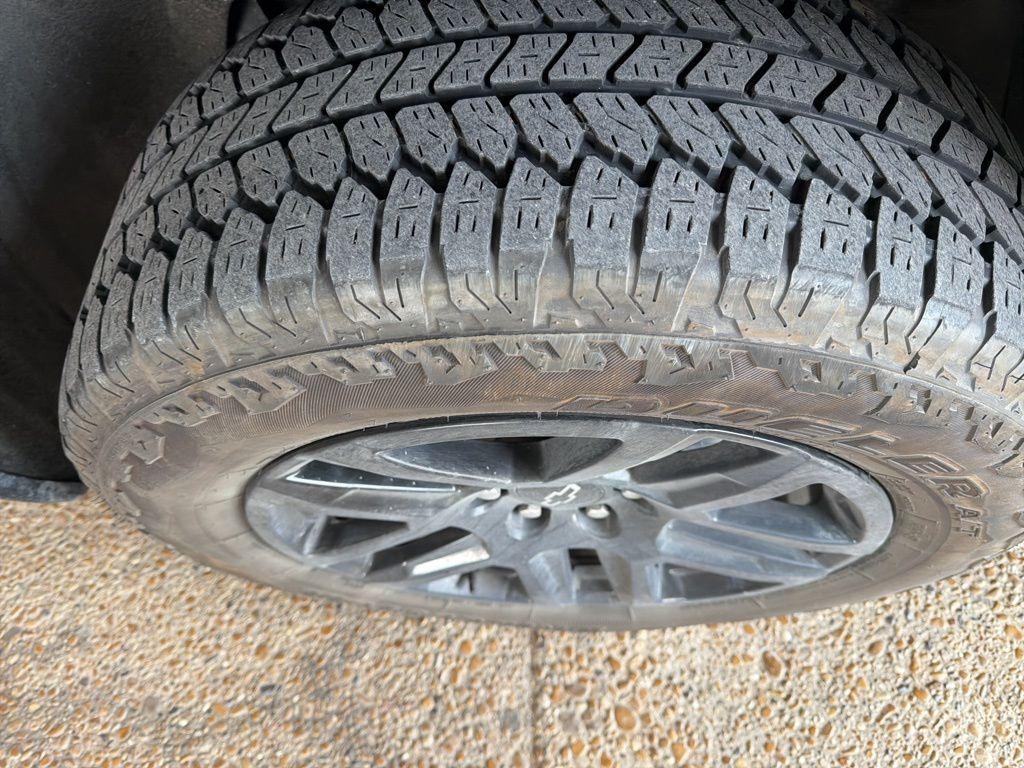 used 2025 Chevrolet Silverado 1500 car, priced at $37,220