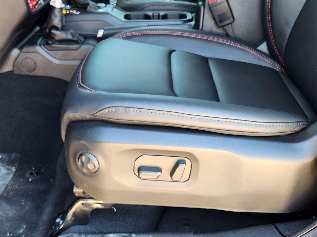 new 2026 Jeep Gladiator car, priced at $51,712