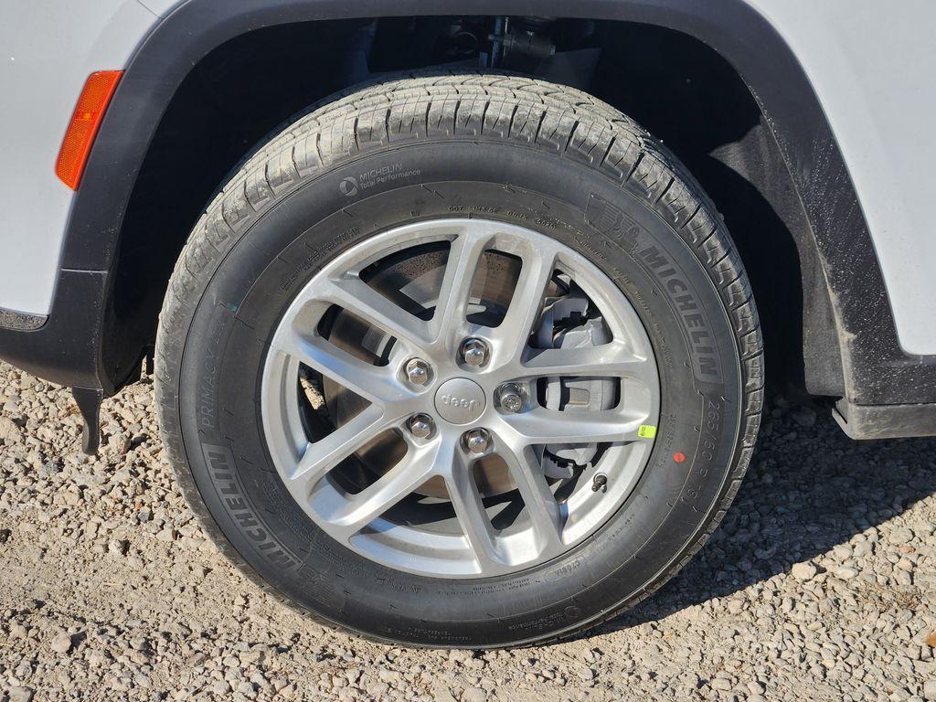 new 2026 Jeep Grand Cherokee L car, priced at $44,485