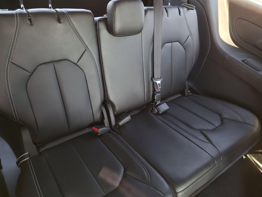 used 2026 Chrysler Pacifica car, priced at $35,064