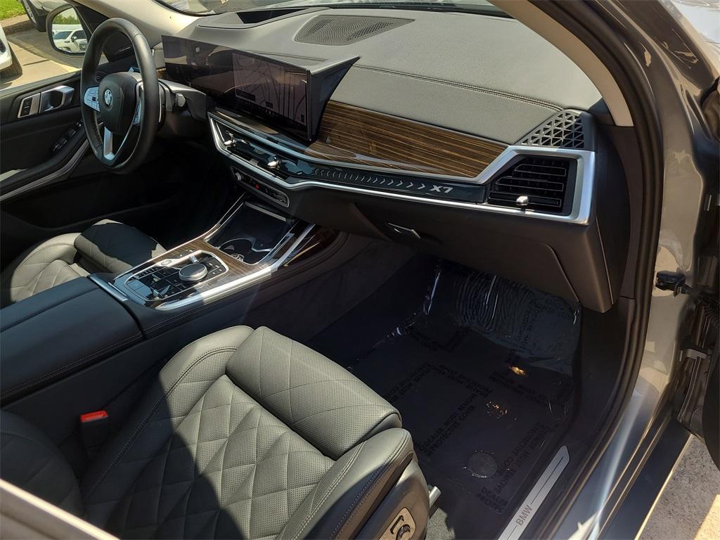 used 2025 BMW X7 car, priced at $58,030