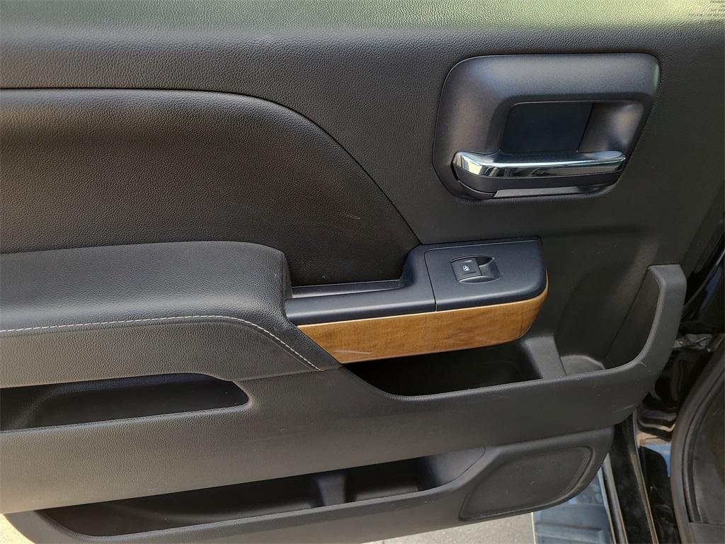 used 2015 Chevrolet Silverado 1500 car, priced at $16,917