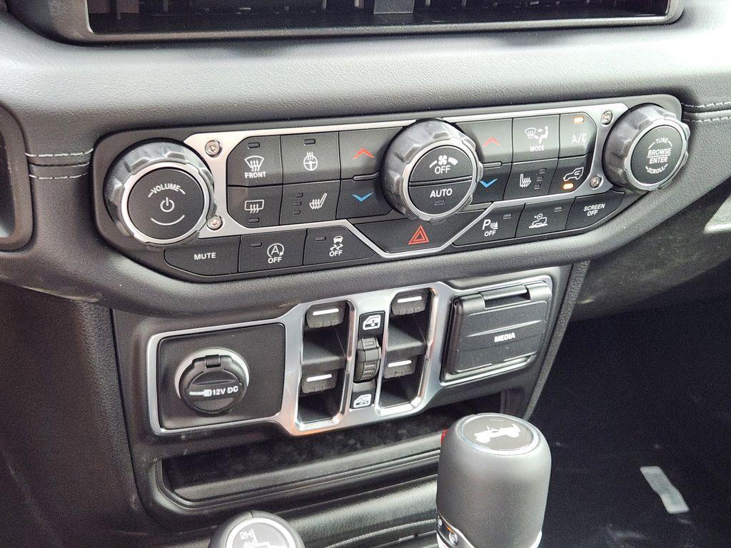 new 2026 Jeep Wrangler car, priced at $56,580