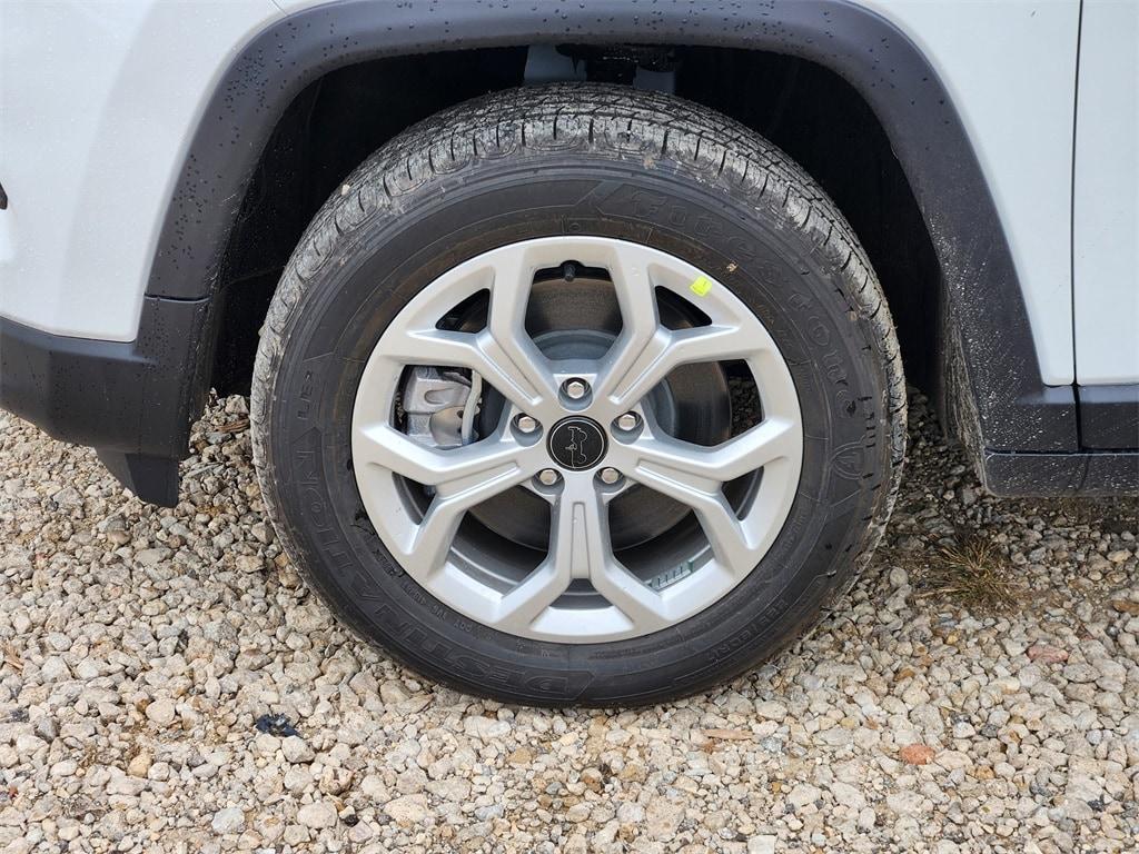 new 2026 Jeep Compass car, priced at $28,990