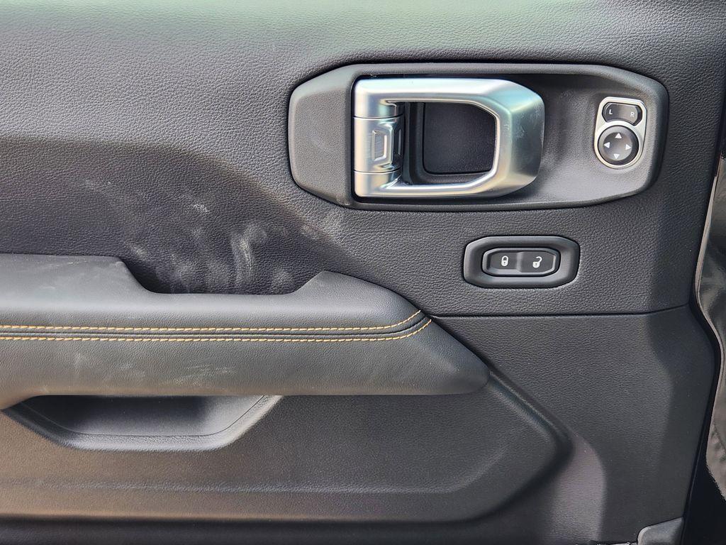 new 2026 Jeep Gladiator car, priced at $43,495