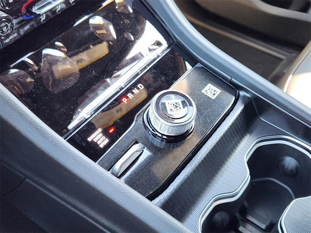 new 2025 Jeep Grand Cherokee L car, priced at $42,995