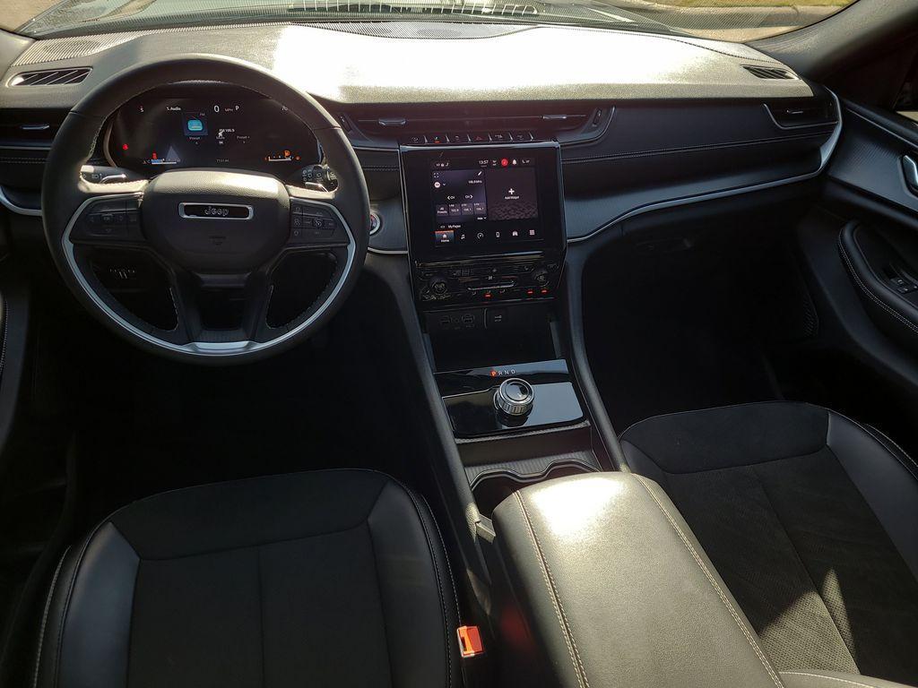 used 2025 Jeep Grand Cherokee L car, priced at $37,682