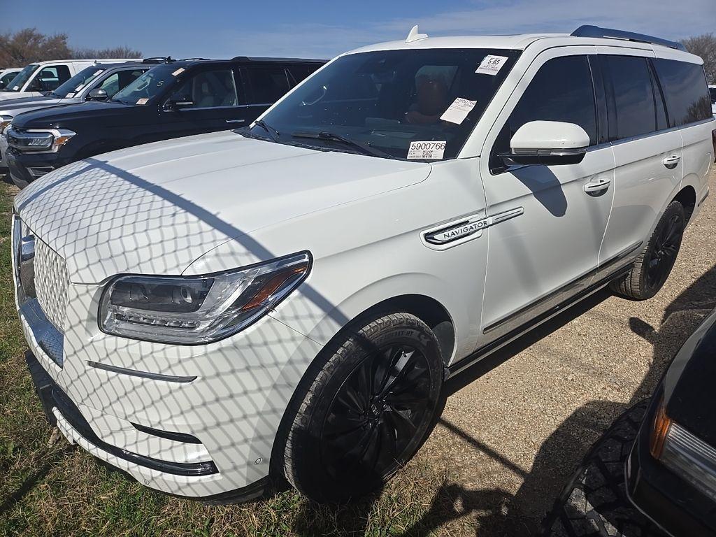 used 2021 Lincoln Navigator car, priced at $37,238