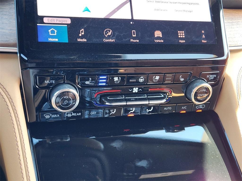 new 2025 Jeep Grand Cherokee car, priced at $56,995