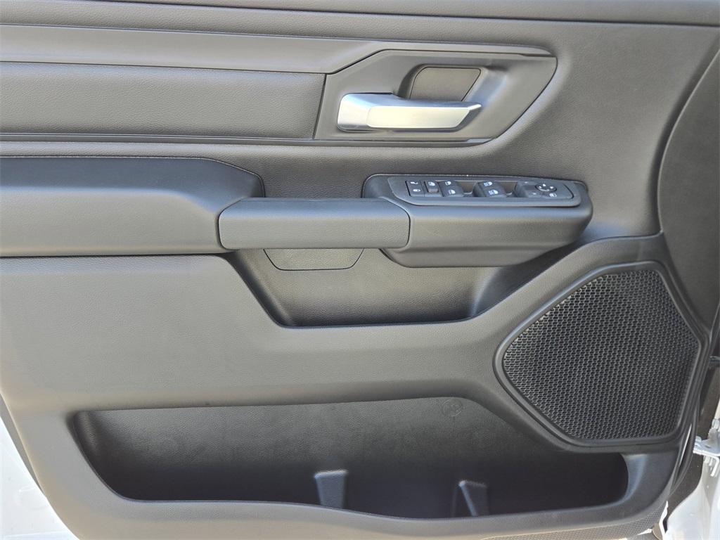 new 2025 Ram 1500 car, priced at $49,113