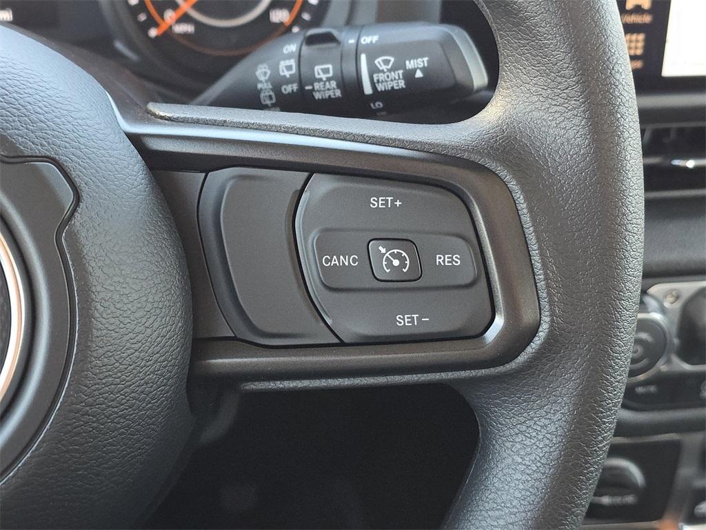 new 2026 Jeep Wrangler car, priced at $37,425