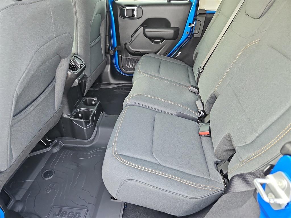 new 2025 Jeep Wrangler car, priced at $45,954