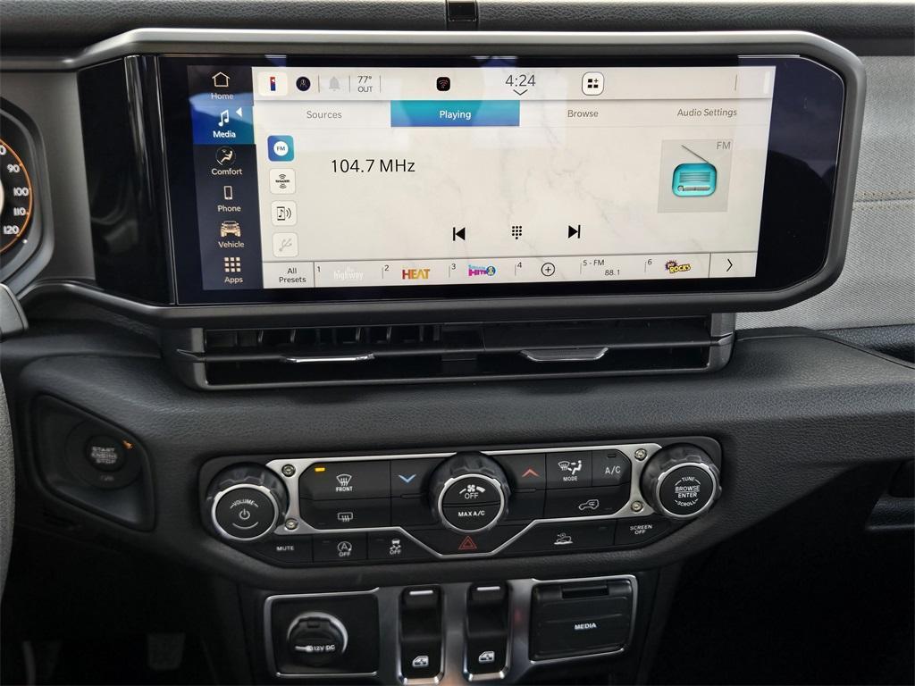 new 2026 Jeep Wrangler car, priced at $37,425