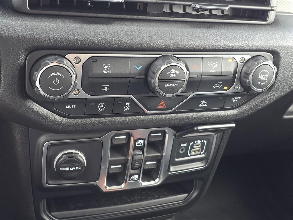 new 2026 Jeep Wrangler car, priced at $39,832