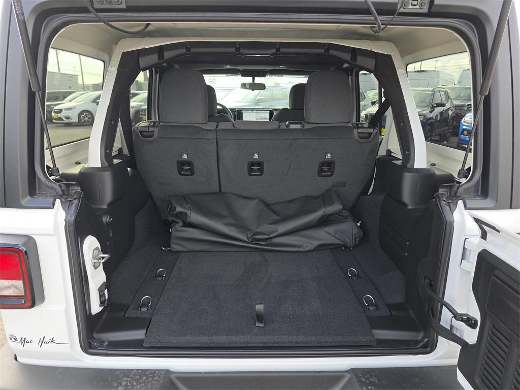 new 2026 Jeep Wrangler car, priced at $39,832