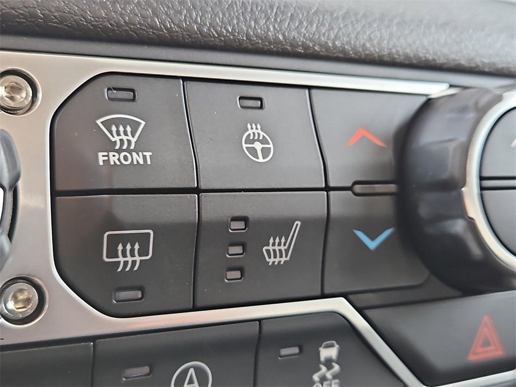 new 2025 Jeep Wrangler car, priced at $45,954