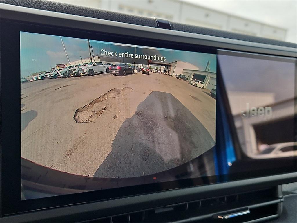 new 2025 Jeep Wrangler car, priced at $45,954