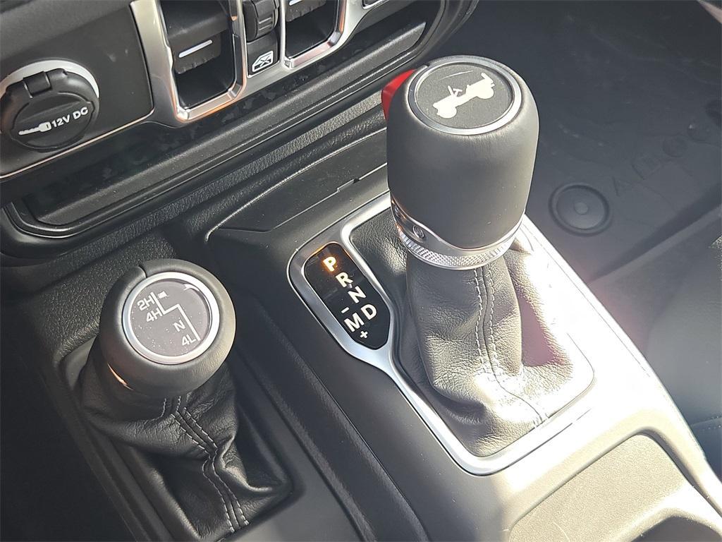 new 2025 Jeep Wrangler car, priced at $51,565