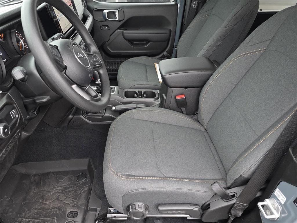 new 2026 Jeep Wrangler car, priced at $37,425