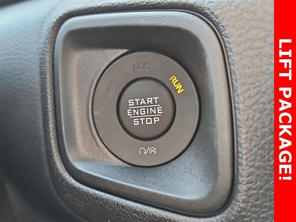 new 2025 Jeep Wrangler car, priced at $46,788