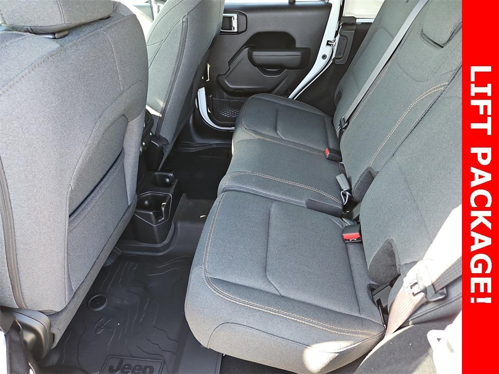 new 2025 Jeep Wrangler car, priced at $46,788