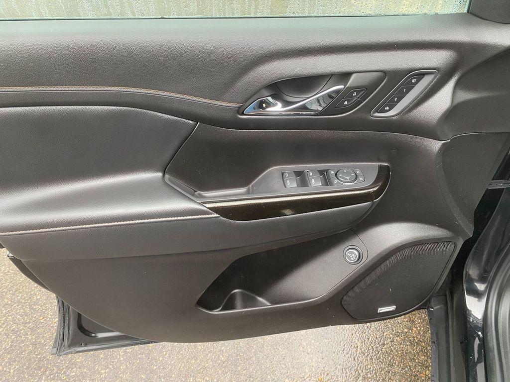 used 2022 GMC Acadia car, priced at $28,522