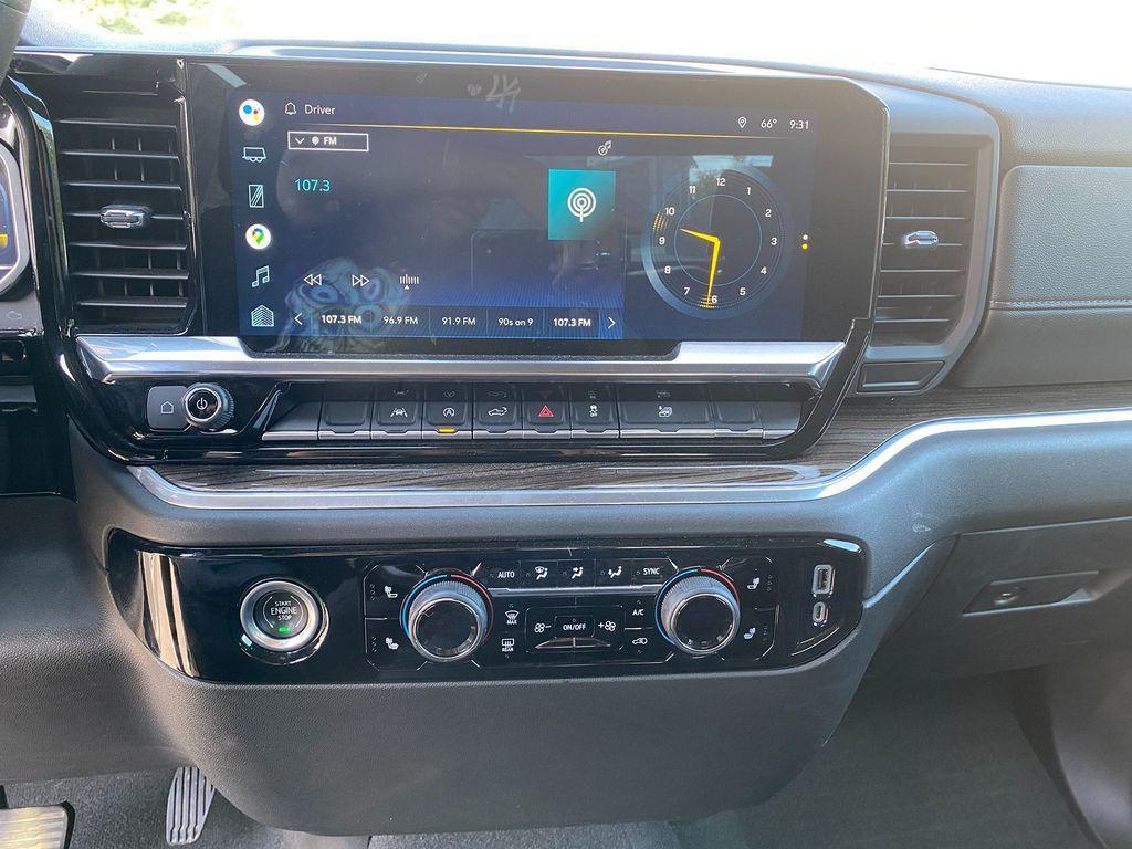 used 2022 Chevrolet Silverado 1500 car, priced at $37,995