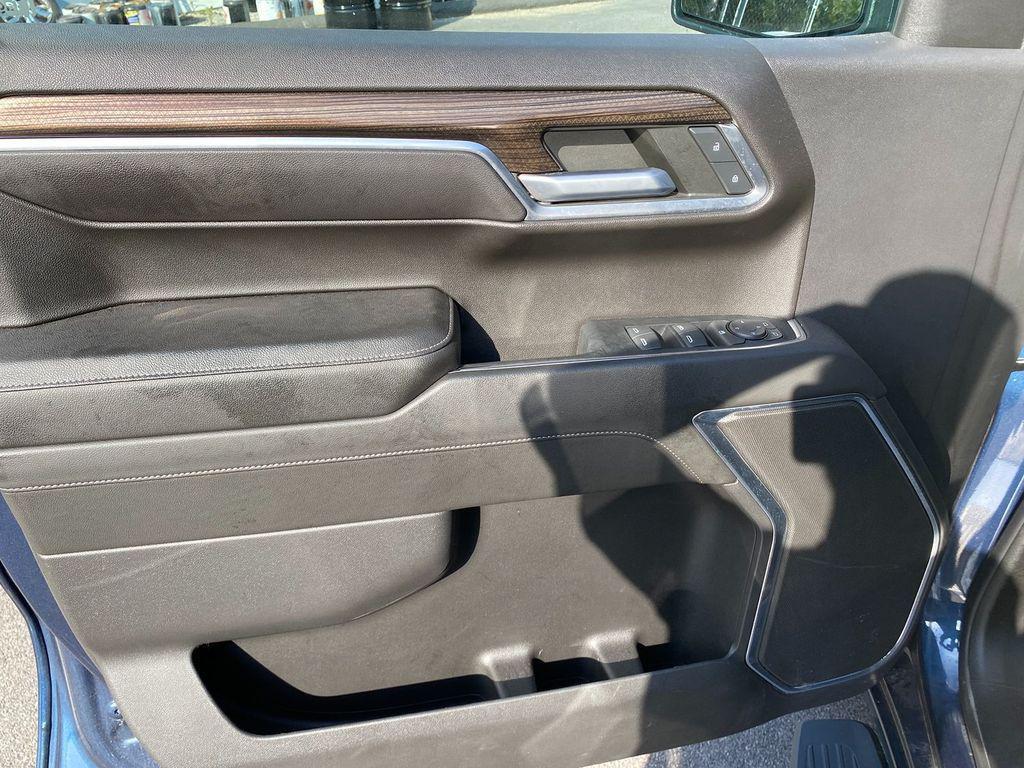 used 2022 Chevrolet Silverado 1500 car, priced at $37,995