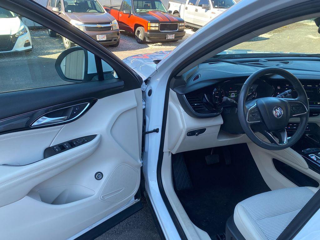 used 2022 Buick Envision car, priced at $25,366