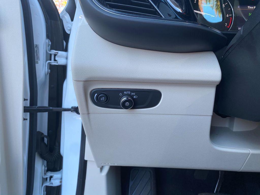 used 2022 Buick Envision car, priced at $25,366