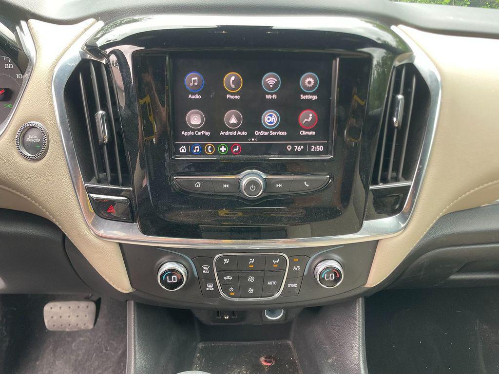 used 2023 Chevrolet Traverse car, priced at $29,624