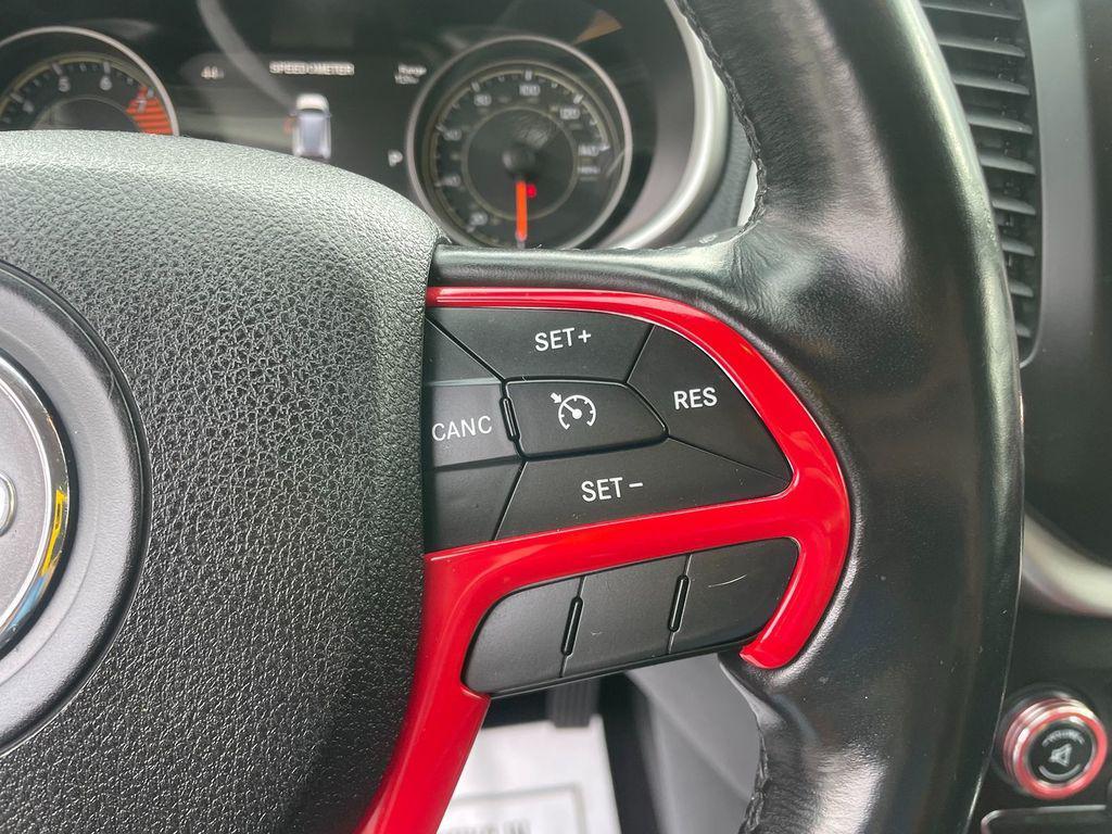 used 2016 Jeep Cherokee car, priced at $11,865