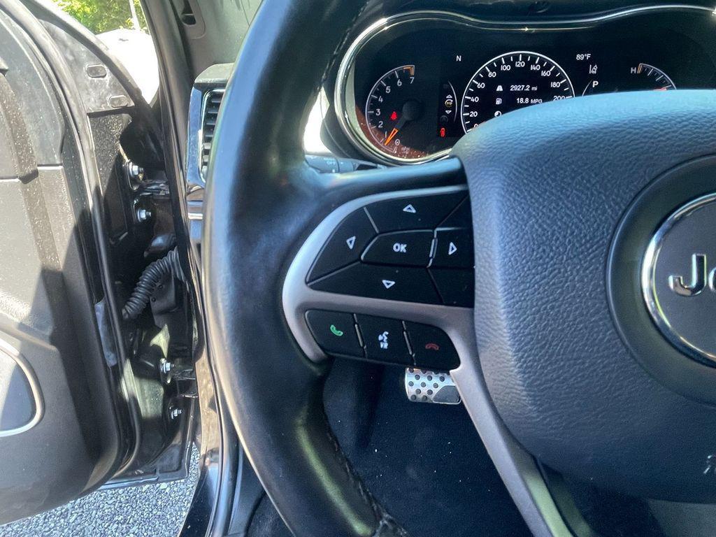 used 2020 Jeep Grand Cherokee car, priced at $24,598