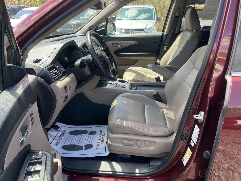 used 2022 Honda Pilot car, priced at $32,521