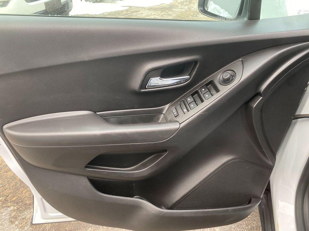 used 2019 Chevrolet Trax car, priced at $12,995