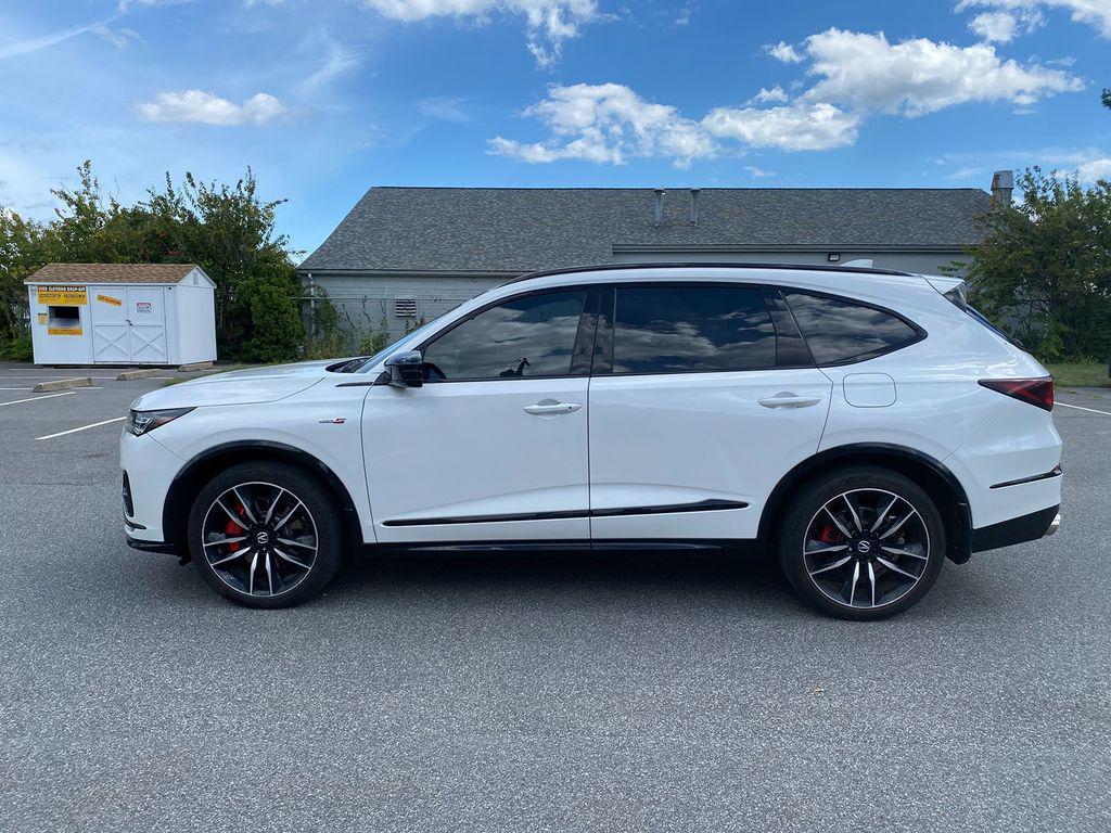 used 2022 Acura MDX car, priced at $44,995