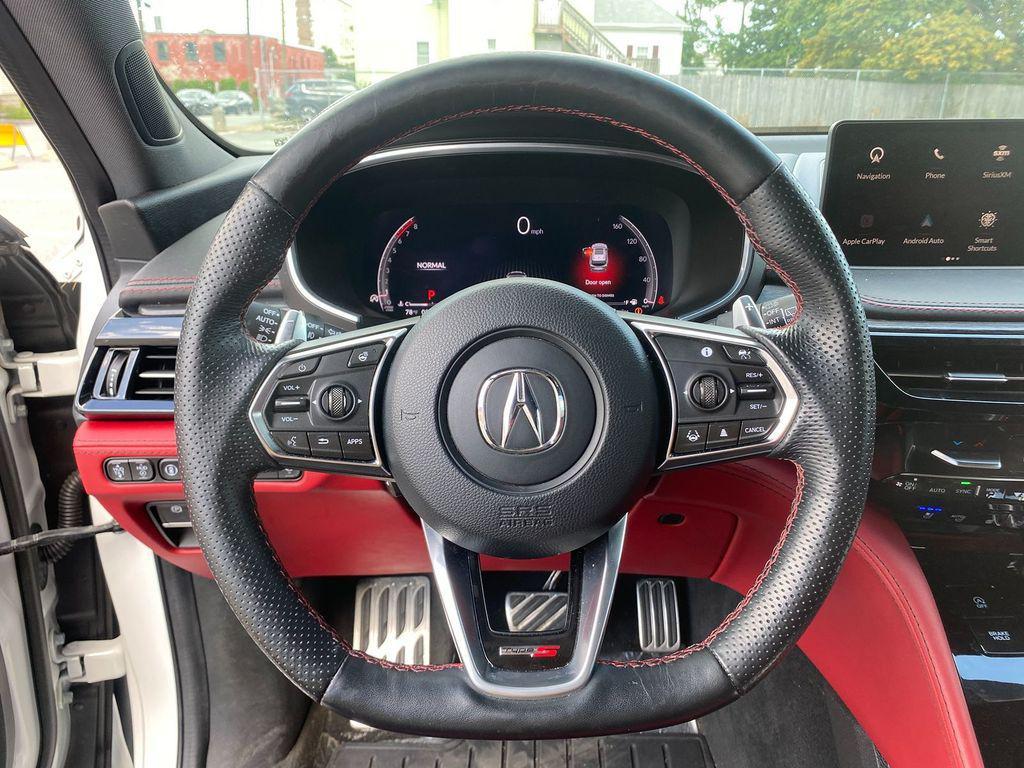 used 2022 Acura MDX car, priced at $44,995